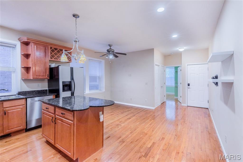 6412 Alamo Avenue, Unit 1W St. Louis, MO 63105 - Photo 11 of 23