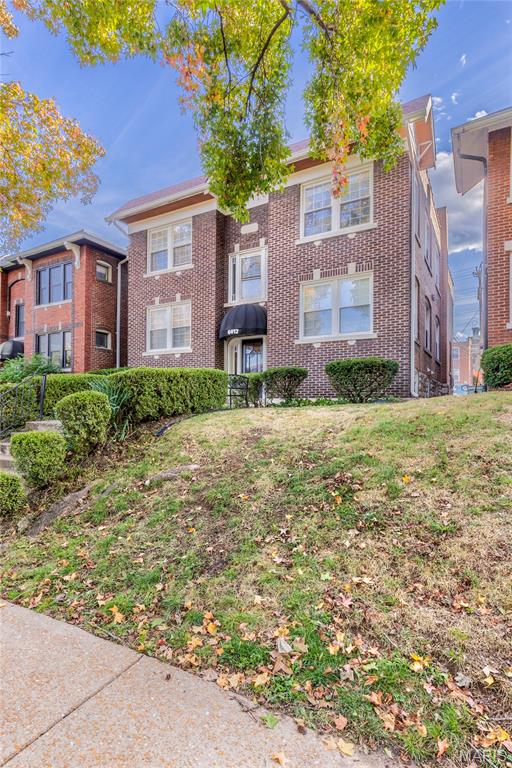 6412 Alamo Avenue, Unit 1W St. Louis, MO 63105 - Photo 2 of 23