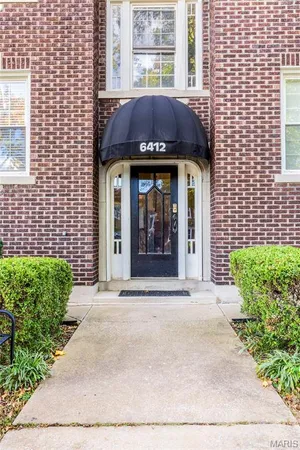 $260,000 | 6412 Alamo Avenue, Unit 1W, St. Louis, MO 63105