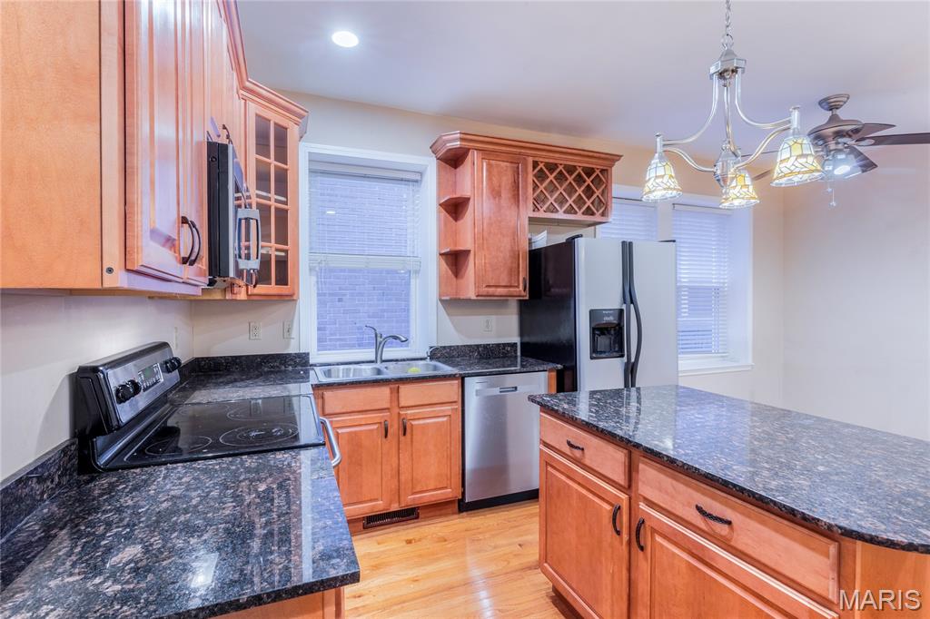 6412 Alamo Avenue, Unit 1W St. Louis, MO 63105 - Photo 10 of 23