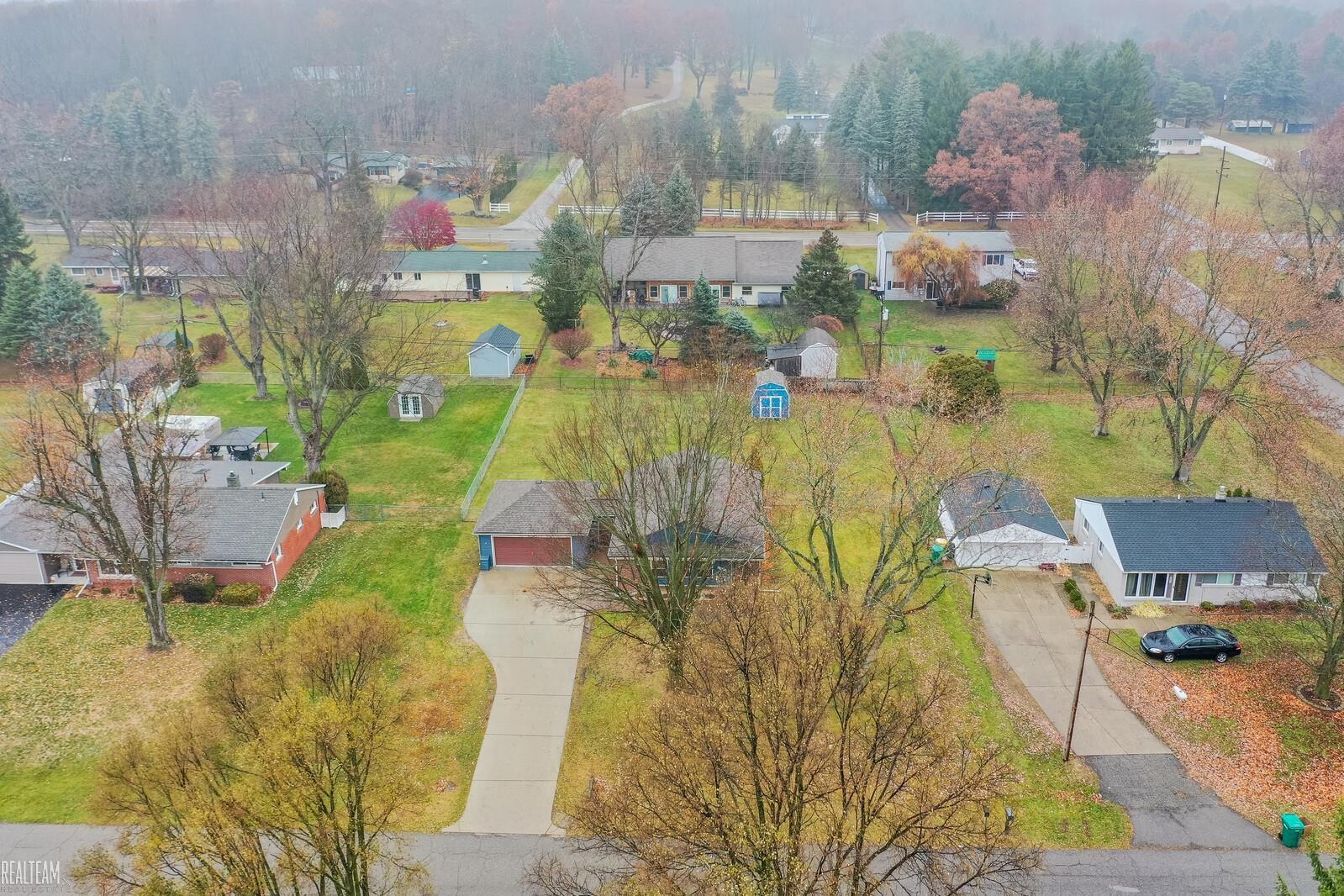 4916 Rioview Drive Clarkston, MI 48346 - Photo 4 of 27
