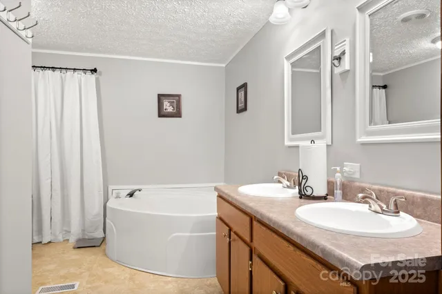 $350,000 | 3403 Hollis Road, Ellenboro, NC 28040