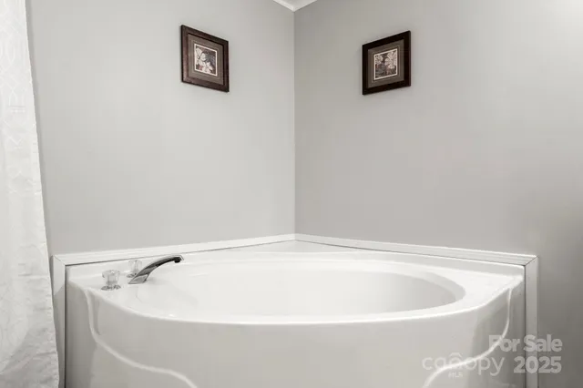 $350,000 | 3403 Hollis Road, Ellenboro, NC 28040