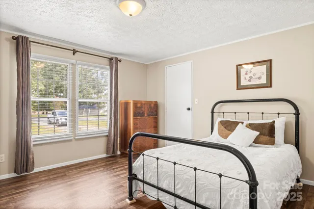 $350,000 | 3403 Hollis Road, Ellenboro, NC 28040