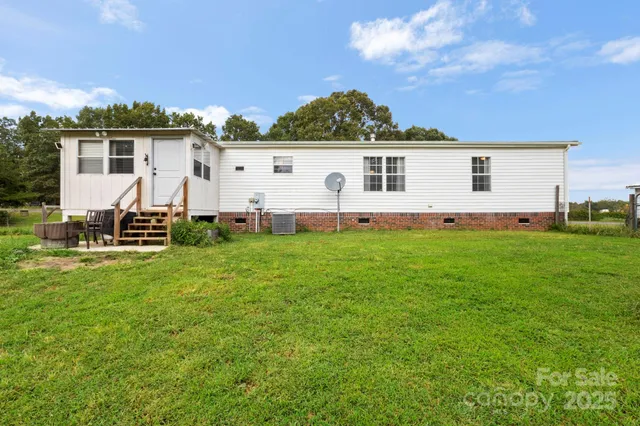 $350,000 | 3403 Hollis Road, Ellenboro, NC 28040