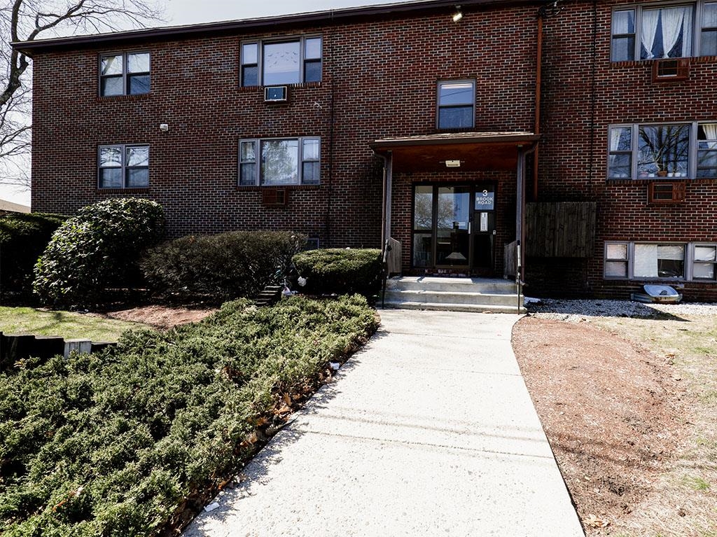 3 Brook Road, Unit 1 Salem, NH 03079 - Photo 10 of 11