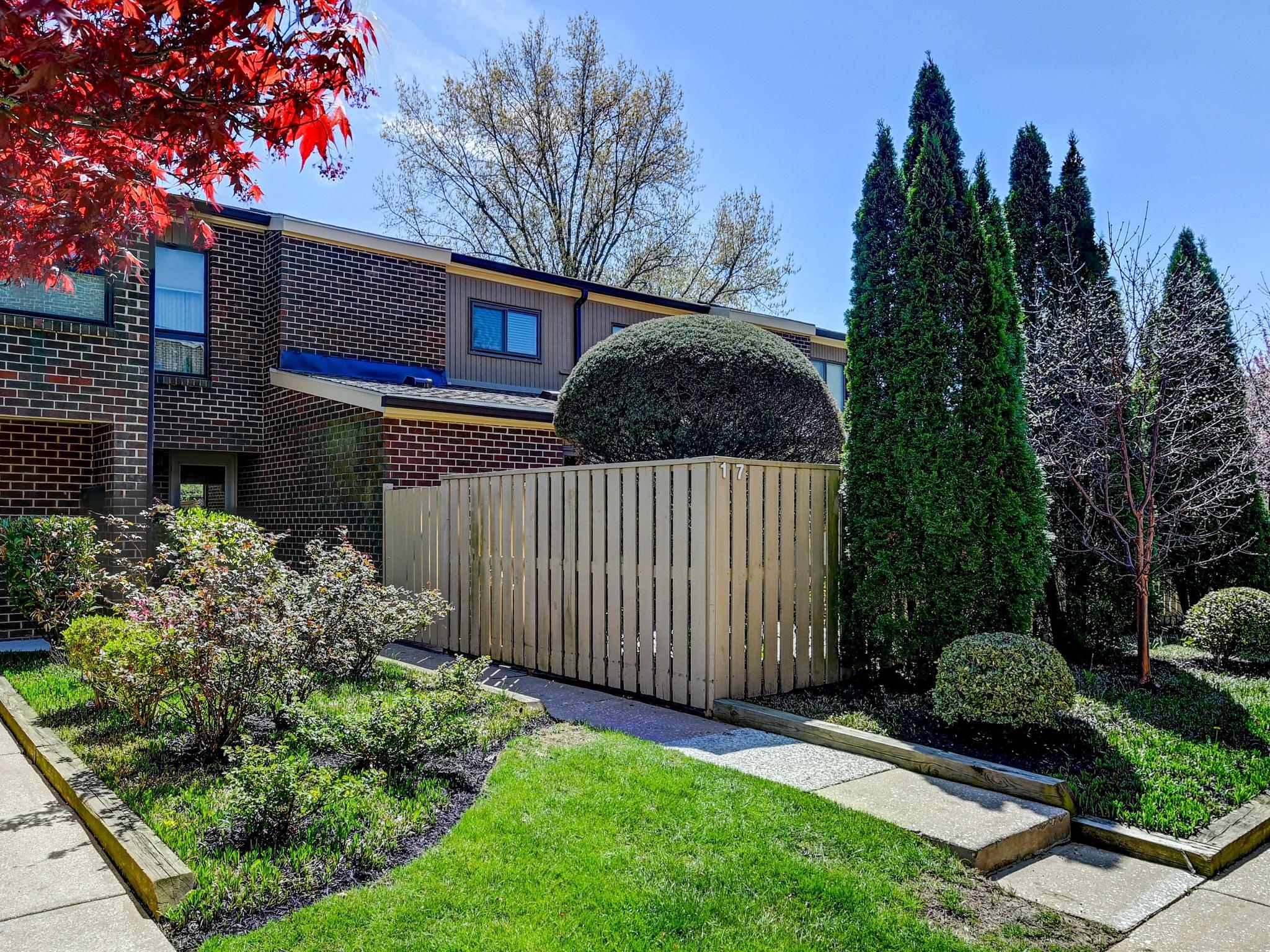 17 Pacers Lane, Unit F Pikesville, MD 21208 - Photo 2 of 24 Landscaped entrance