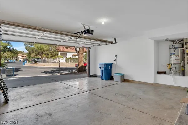 $2,250 | 5321 Tamanar Drive, Las Vegas, NV 89130