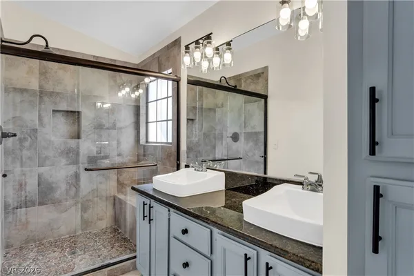 $2,250 | 5321 Tamanar Drive, Las Vegas, NV 89130