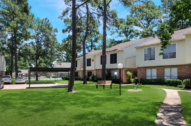 $147,000 | 14555 Wunderlich Drive, Unit 2902, Houston, TX 77069