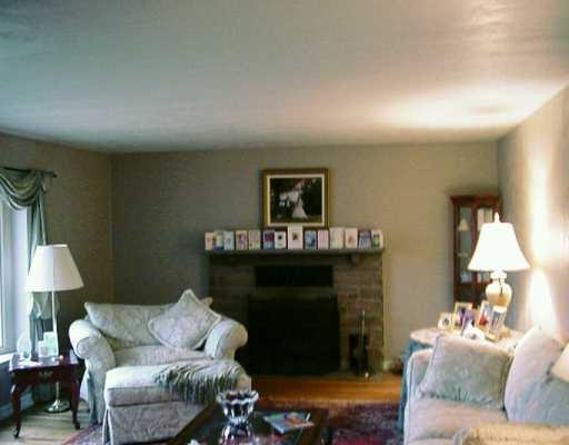 489 Springdale Road Eighty Four, PA 15330 - Photo 2 of 6