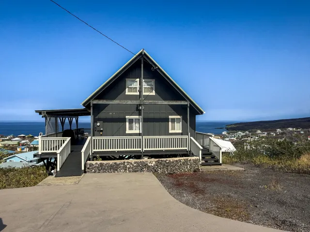 $420,000 | 88-1921 Milolii Road, Captain Cook, HI 96704