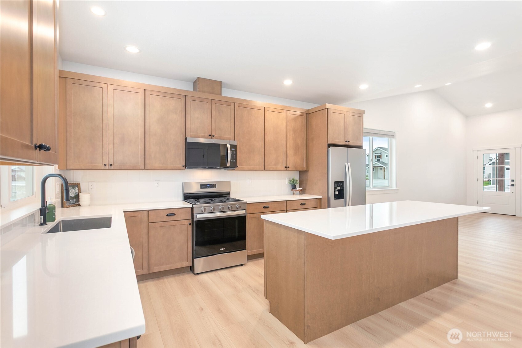 321 West 3rd Street Everson, WA 98247 - Photo 16 of 32 Gallery Image 16