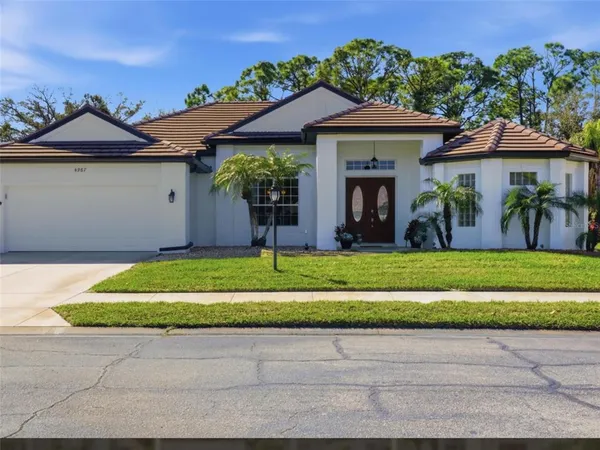 $550,000 | 4967 Wild Daisy Lane, Venice, FL 34293