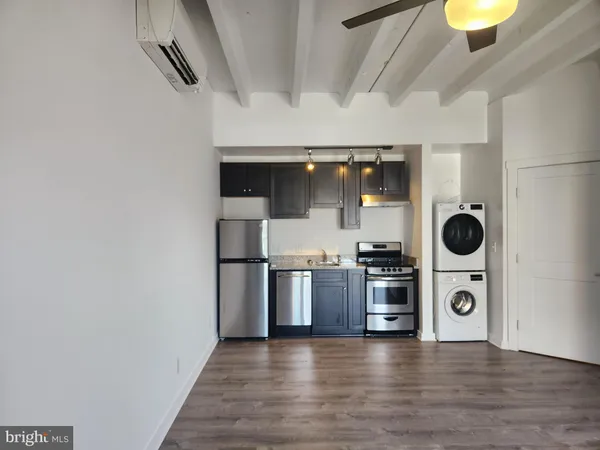 $1,300 | 2201 Princess Anne Street, Unit 203, Fredericksburg, VA 22401