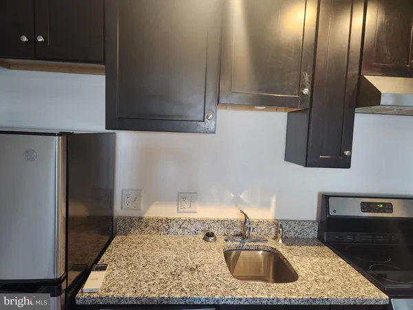 $1,300 | 2201 Princess Anne Street, Unit 203, Fredericksburg, VA 22401