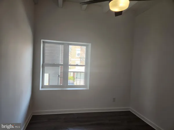 $1,300 | 2201 Princess Anne Street, Unit 203, Fredericksburg, VA 22401