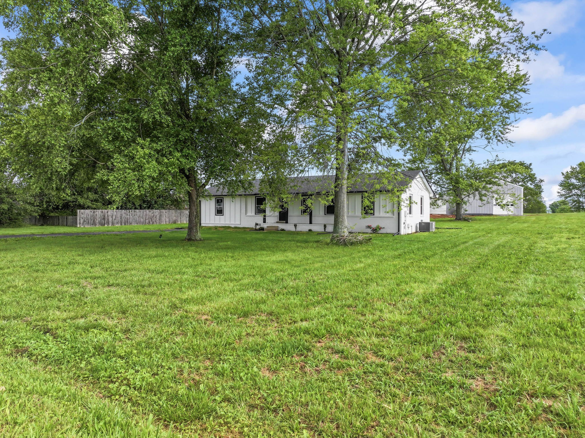 1950 Norton Road Lawrenceburg, TN 38464 - Photo 38 of 43 a view of a house with a big yard