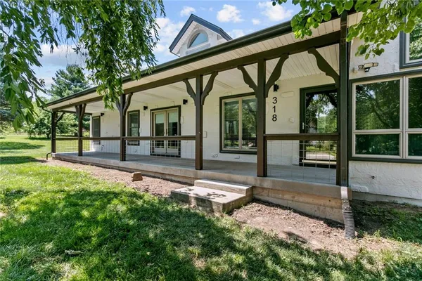 $839,000 | 318 Heady Avenue, Kansas City, MO 64163