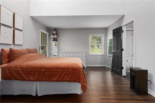 $839,000 | 318 Heady Avenue, Kansas City, MO 64163