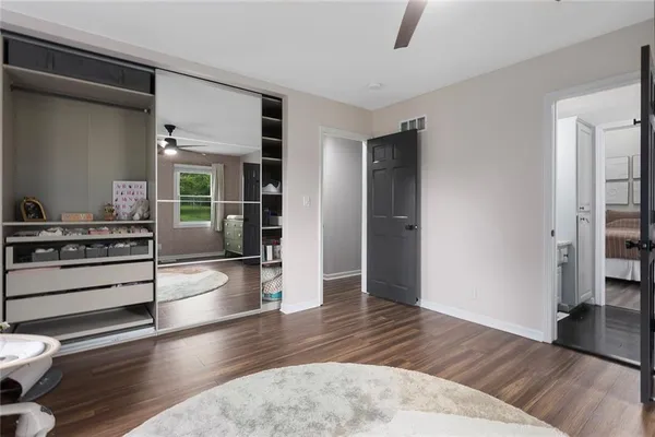 $839,000 | 318 Heady Avenue, Kansas City, MO 64163