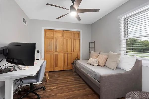 $839,000 | 318 Heady Avenue, Kansas City, MO 64163