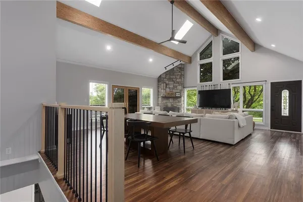 $839,000 | 318 Heady Avenue, Kansas City, MO 64163
