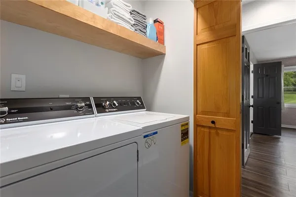 $839,000 | 318 Heady Avenue, Kansas City, MO 64163