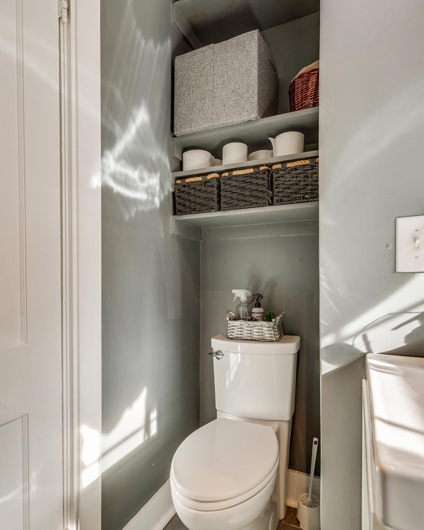 1803 Gap Creek Road Elizabethton, TN 37643 - Photo 20 of 24 Main Bathroom