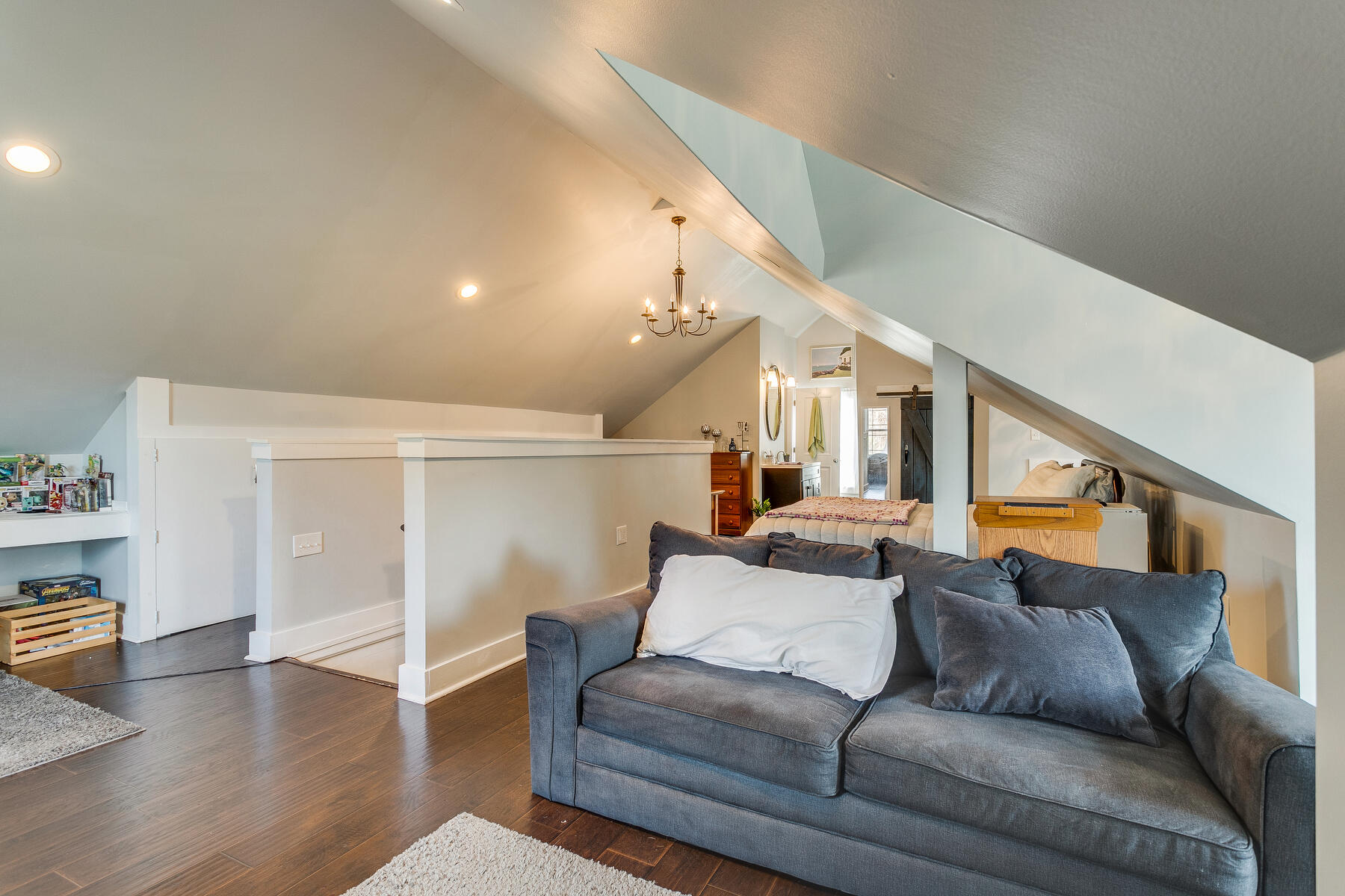 1803 Gap Creek Road Elizabethton, TN 37643 - Photo 21 of 24 Master Suite