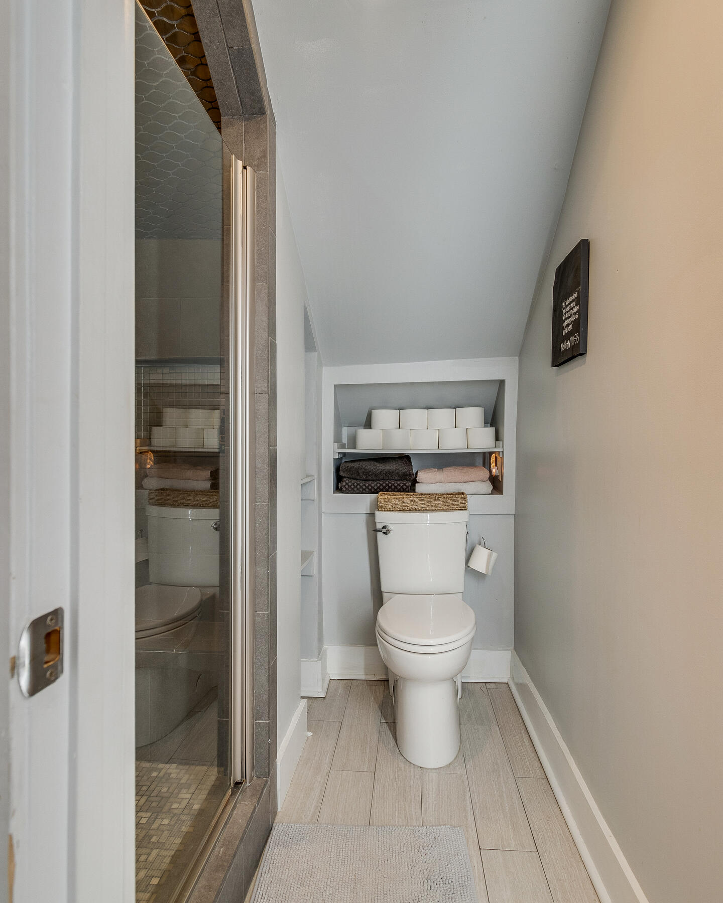 1803 Gap Creek Road Elizabethton, TN 37643 - Photo 24 of 24 Master Bathroom