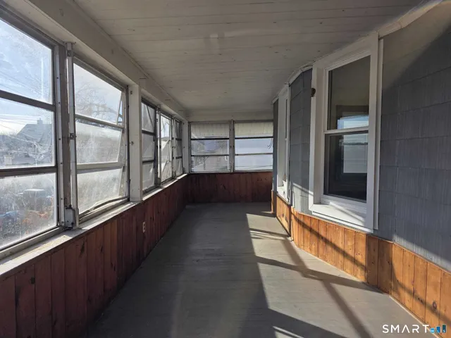 $1,800 | 29 8th Street, Derby, CT 06418