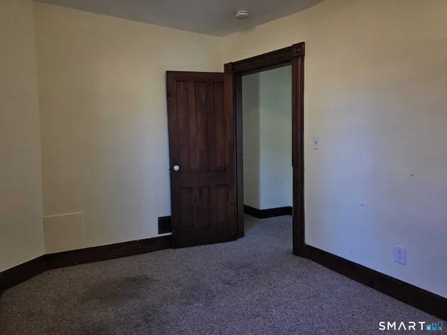 $1,800 | 29 8th Street, Derby, CT 06418