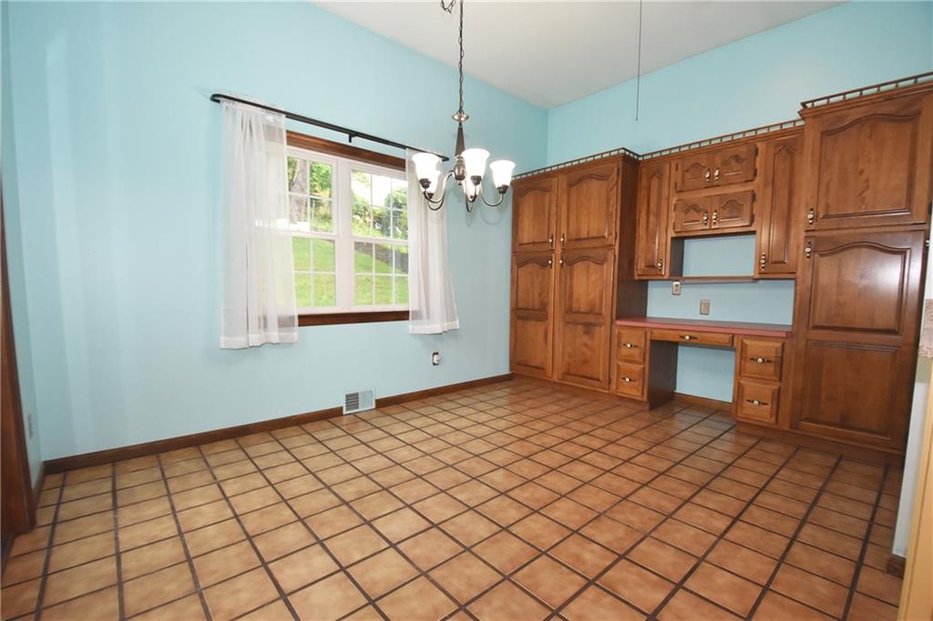 241 Segar Road Pittsburgh, PA 15243 - Photo 11 of 25 Gallery Image 11