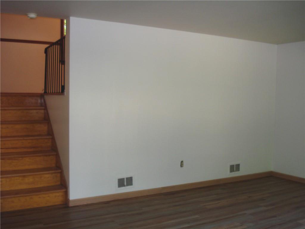 241 Segar Road Pittsburgh, PA 15243 - Photo 3 of 25 Gallery Image 3