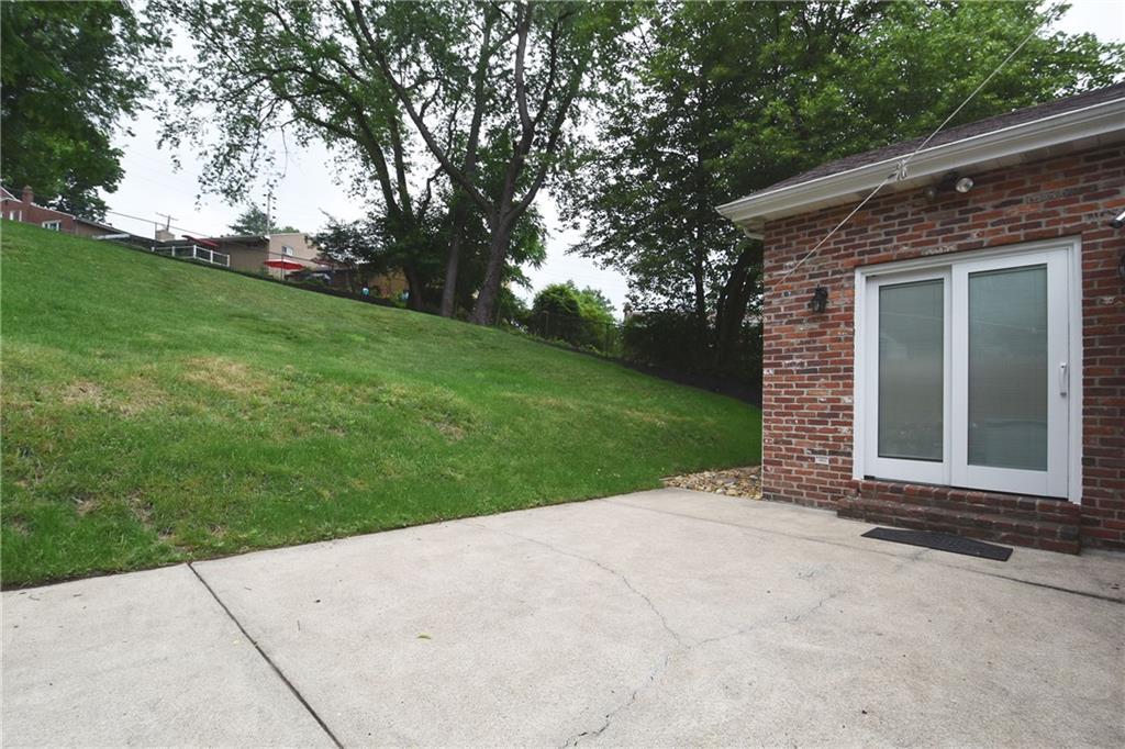 241 Segar Road Pittsburgh, PA 15243 - Photo 22 of 25 Gallery Image 22