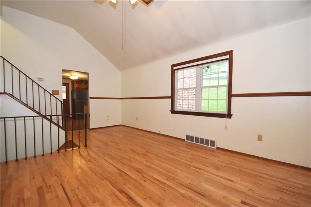 241 Segar Road Pittsburgh, PA 15243 - Photo 5 of 25 Gallery Image 5