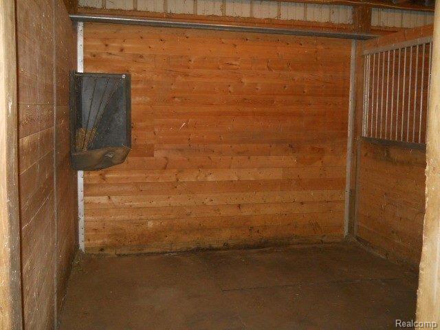 8174 East Bristol Road Davison, MI 48423 - Photo 17 of 39 clean & ready stalls.jpg