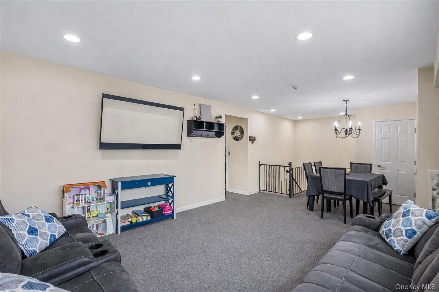 150 Pointe Circle North, Unit 150 Coram, NY 11727 - Photo 12 of 19