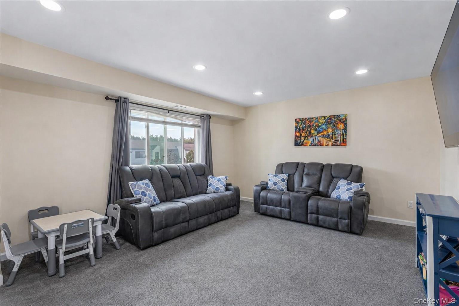 150 Pointe Circle North, Unit 150 Coram, NY 11727 - Photo 13 of 19