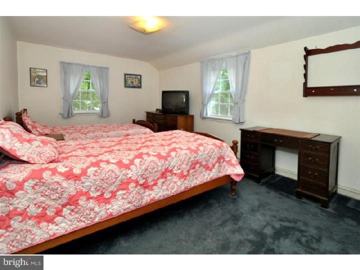 530 Lindley Road Glenside, PA 19038 - Photo 14 of 22 Bedroom
