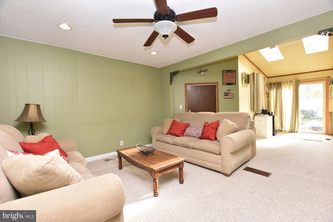 34 Webster Street Riverside, NJ 08075 - Photo 2 of 27