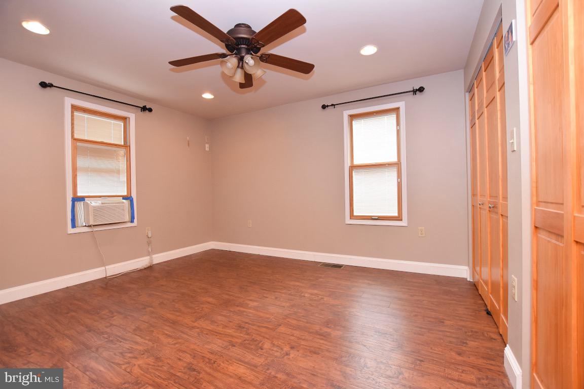 34 Webster Street Riverside, NJ 08075 - Photo 20 of 27