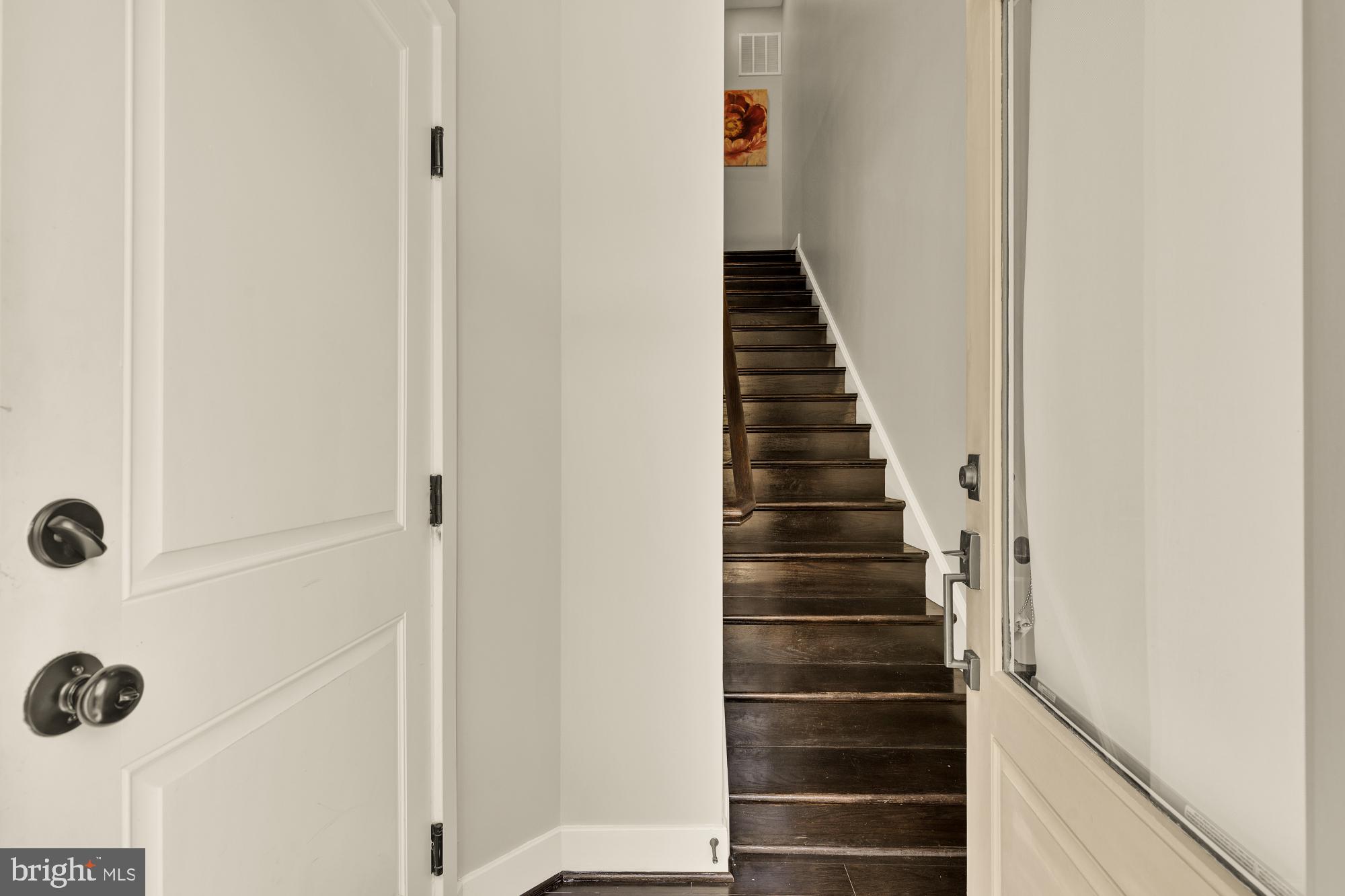 12613 Macaulay Street Silver Spring, MD 20906 - Photo 4 of 31