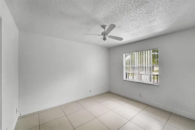 $1,995 | 9182 Northwest 40th Street, Unit 9182, Coral Springs, FL 33065