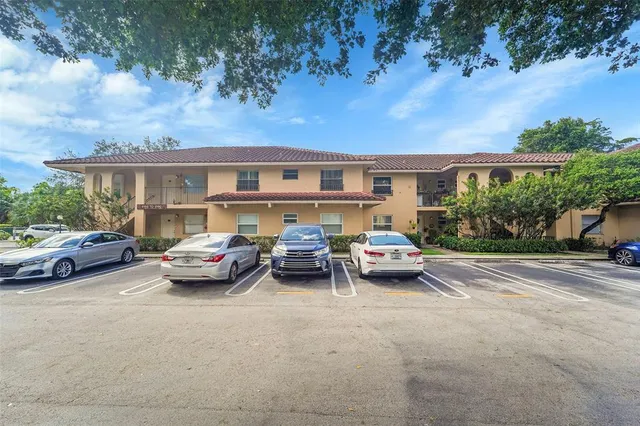 $1,995 | 9182 Northwest 40th Street, Unit 9182, Coral Springs, FL 33065
