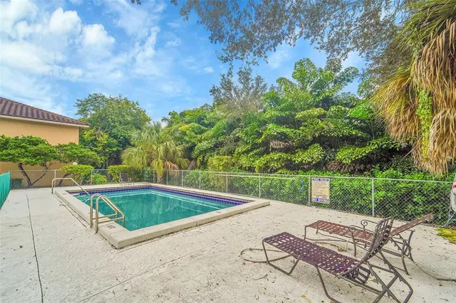 $1,995 | 9182 Northwest 40th Street, Unit 9182, Coral Springs, FL 33065