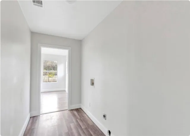 $1,400 | 116 Trahan Street, Ames, TX 77575