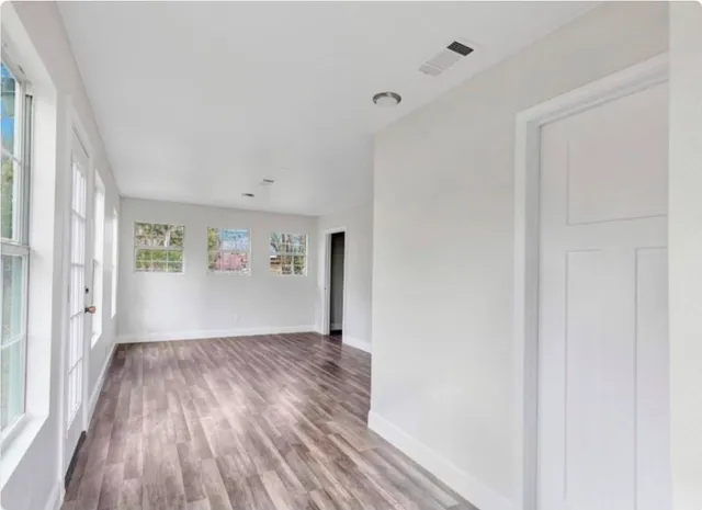 $1,400 | 116 Trahan Street, Ames, TX 77575