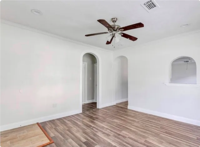 $1,400 | 116 Trahan Street, Ames, TX 77575